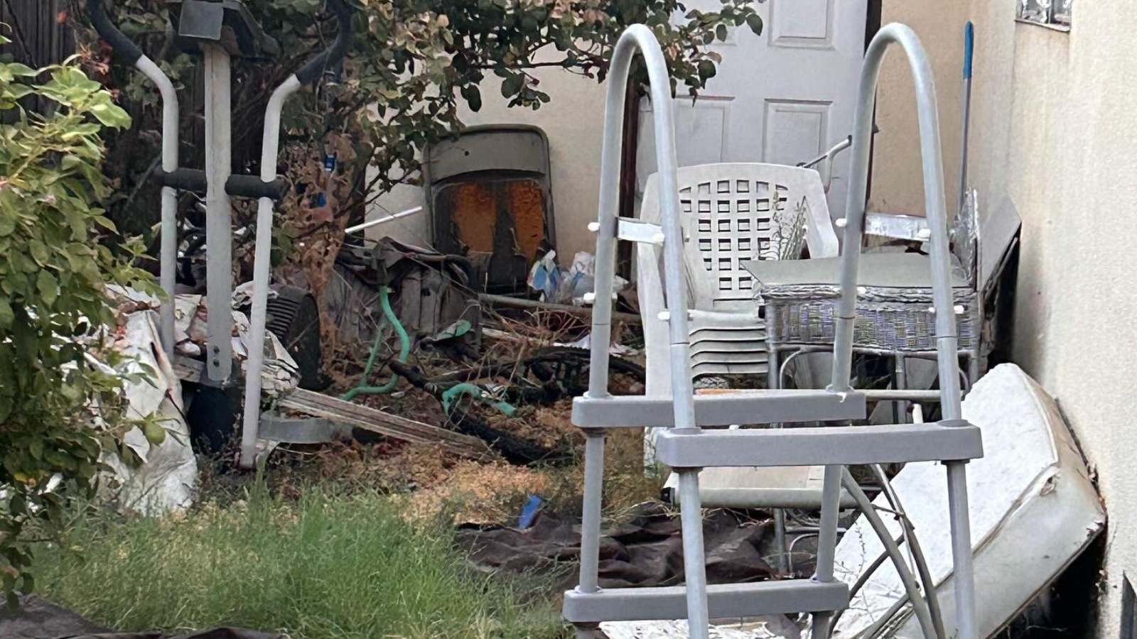 Apartment Complex Cleanouts In Newman, California