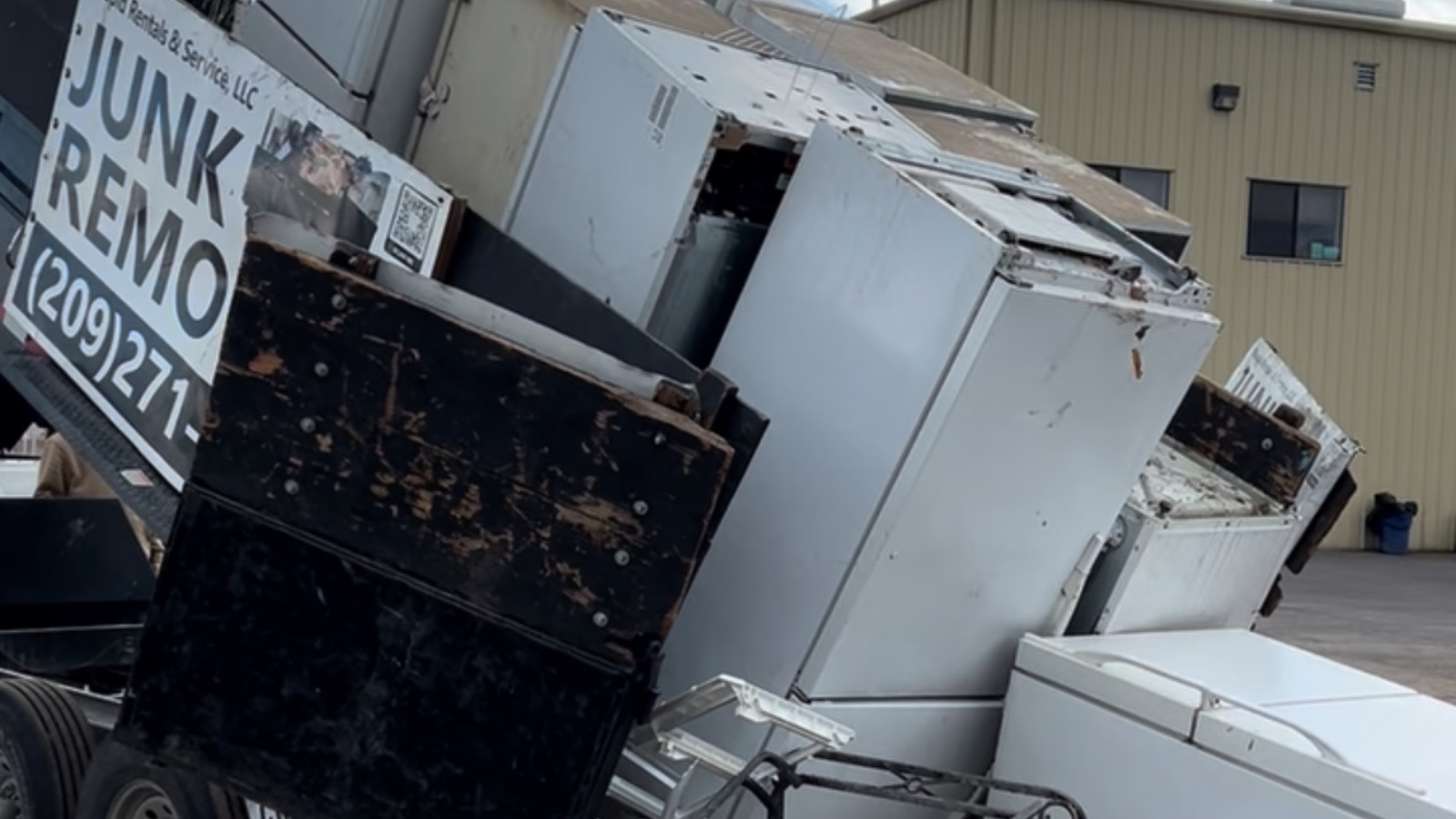Appliance removal in Newman, California