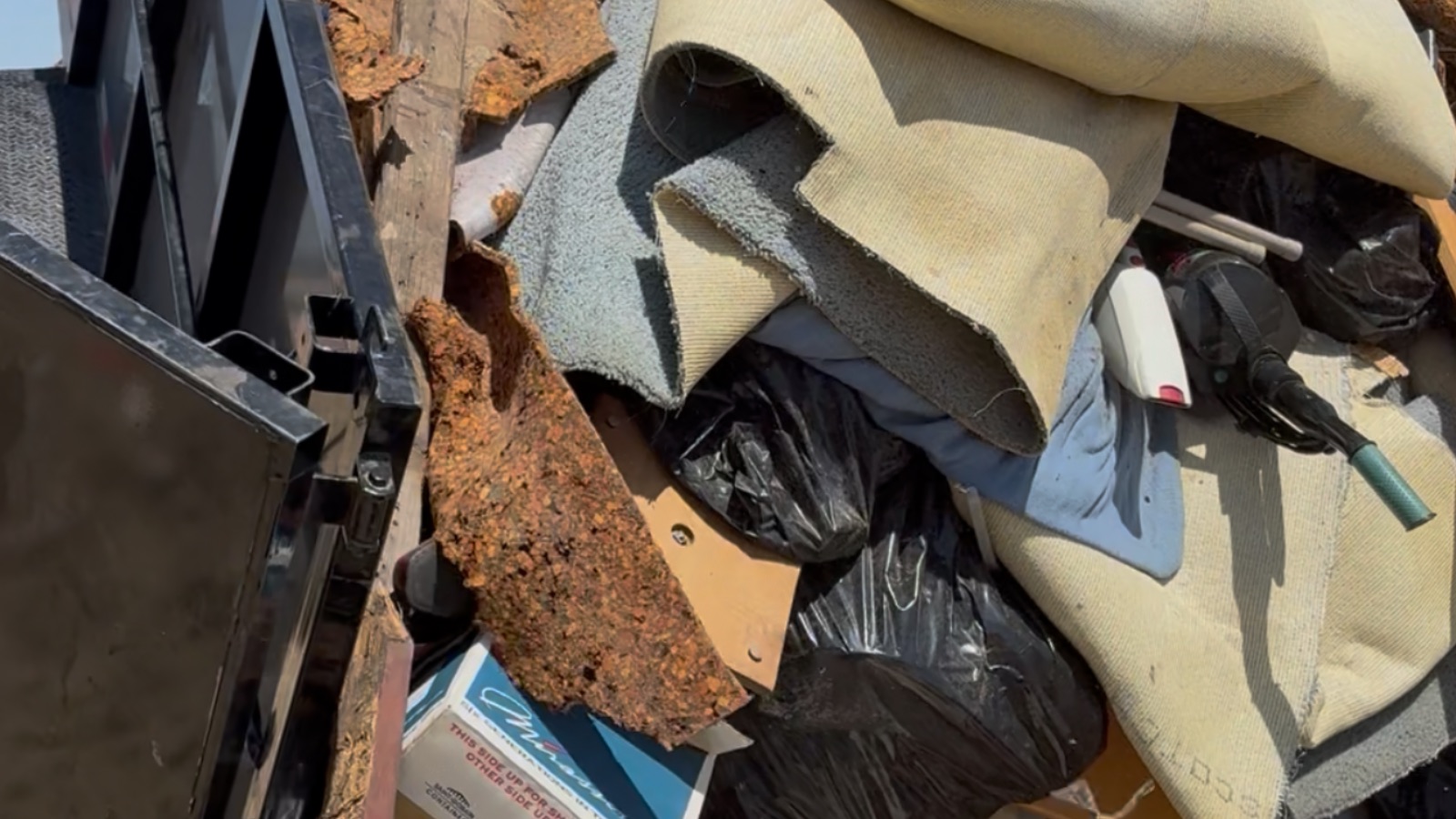 Construction dumpster rentals in Newman, California