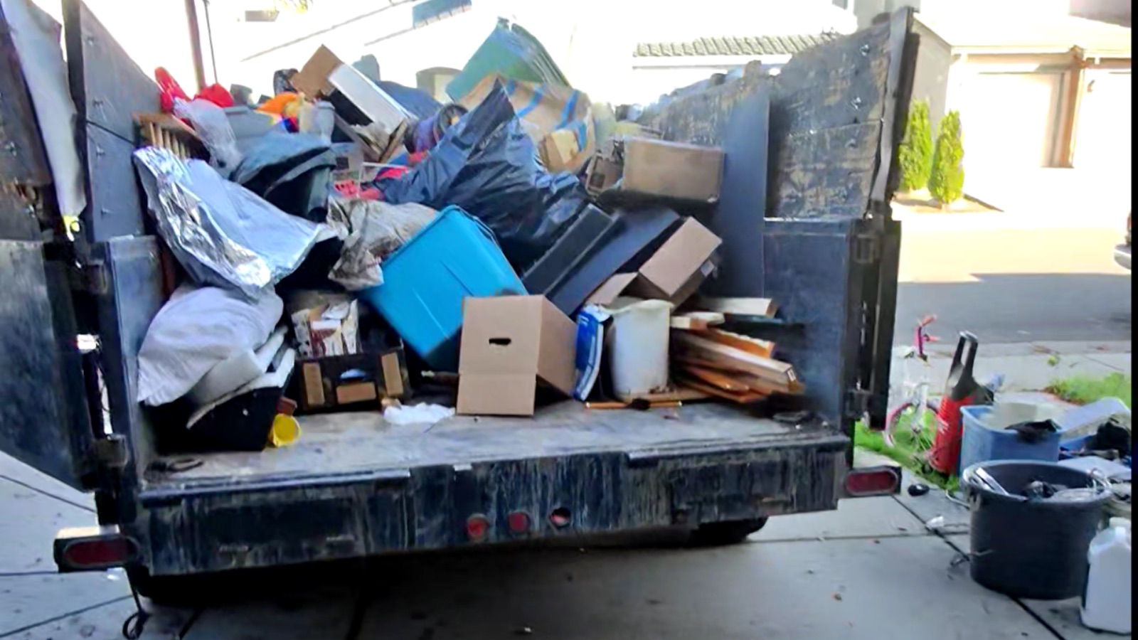 Property cleanouts in Newman, California