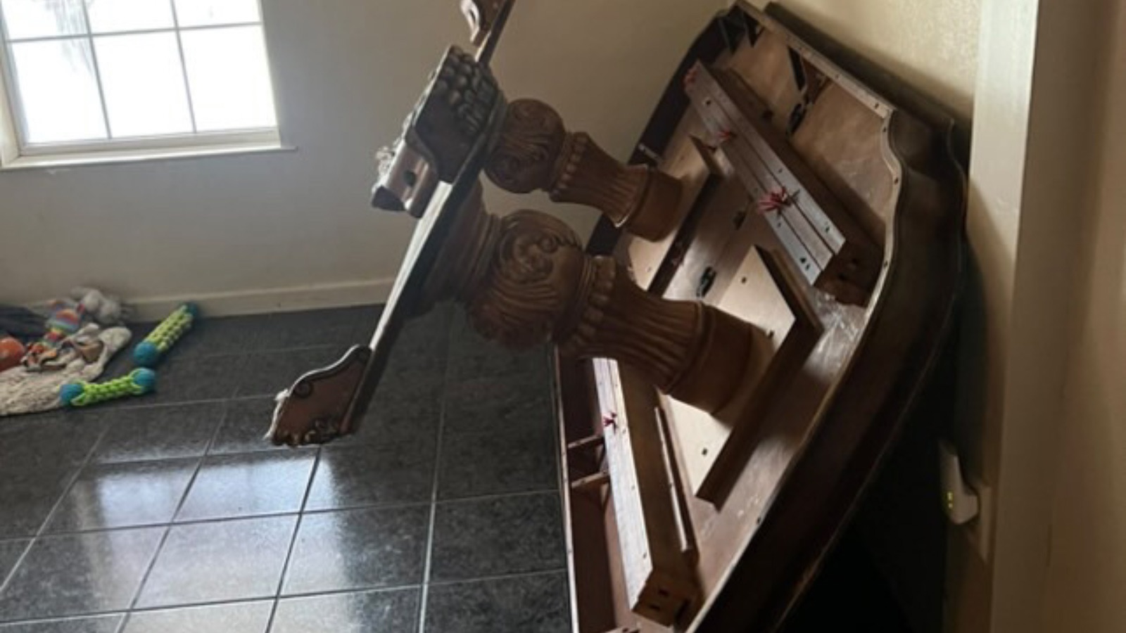 Furniture removal in Newman, California
