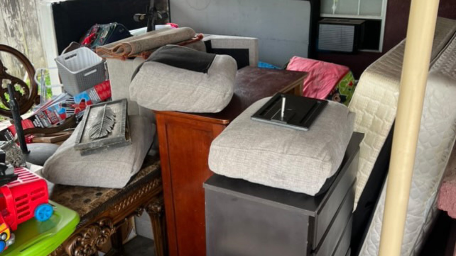 Garage Cleanout In Newman, California