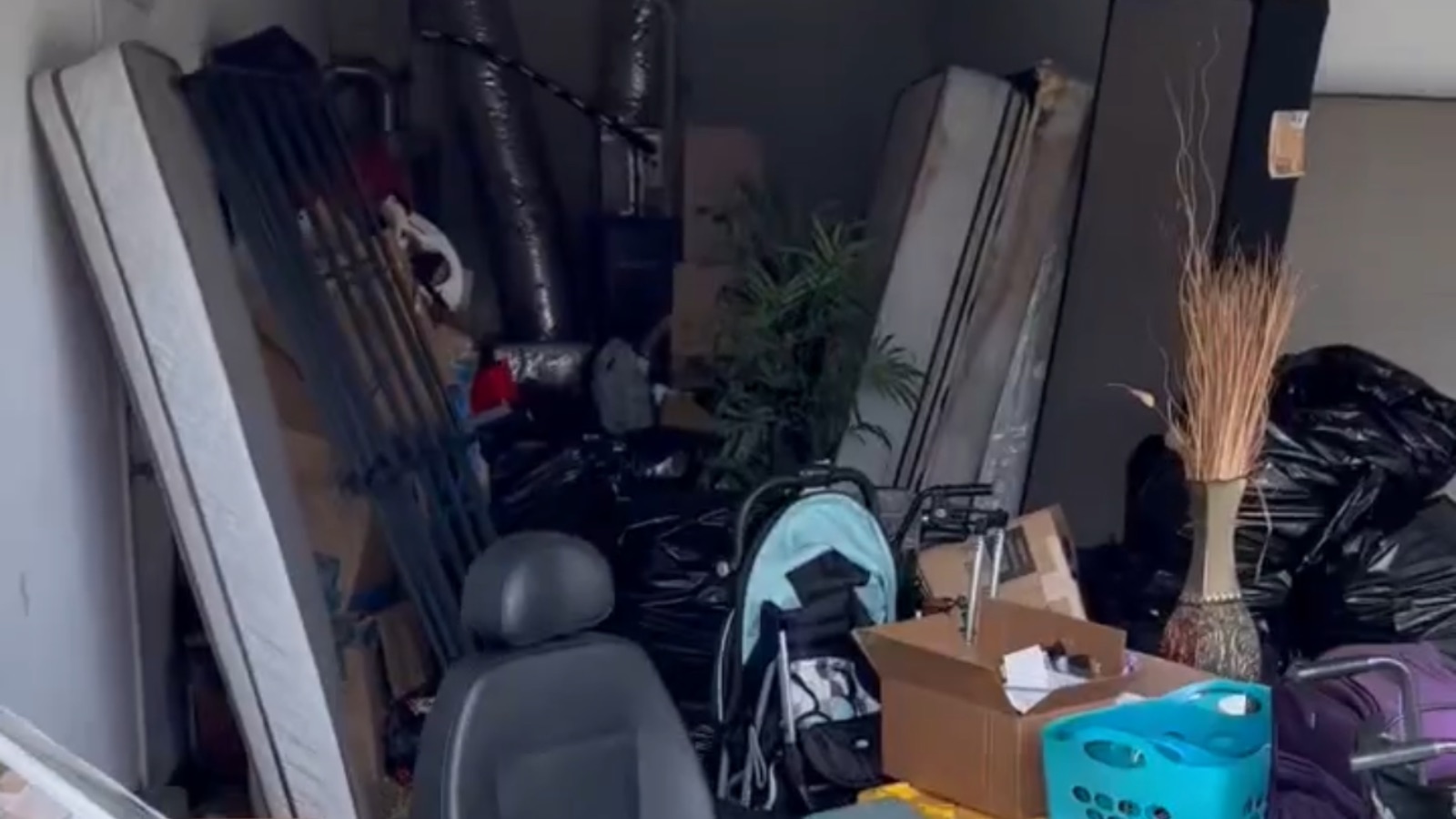 Garage Cleanout In Newman, California