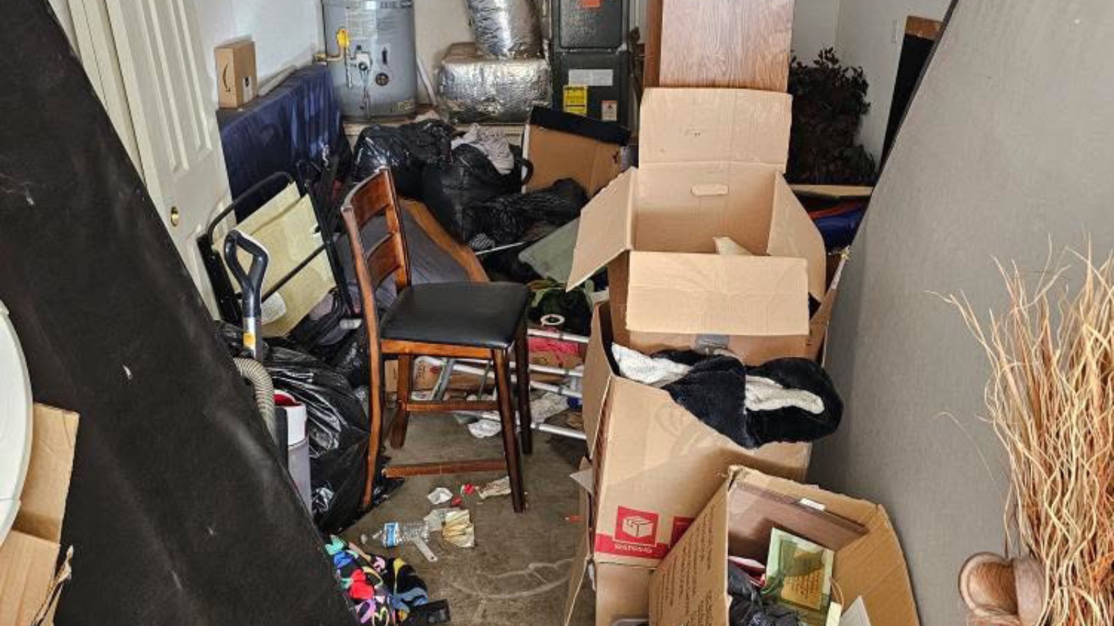 Garage Cleanout In Newman, California