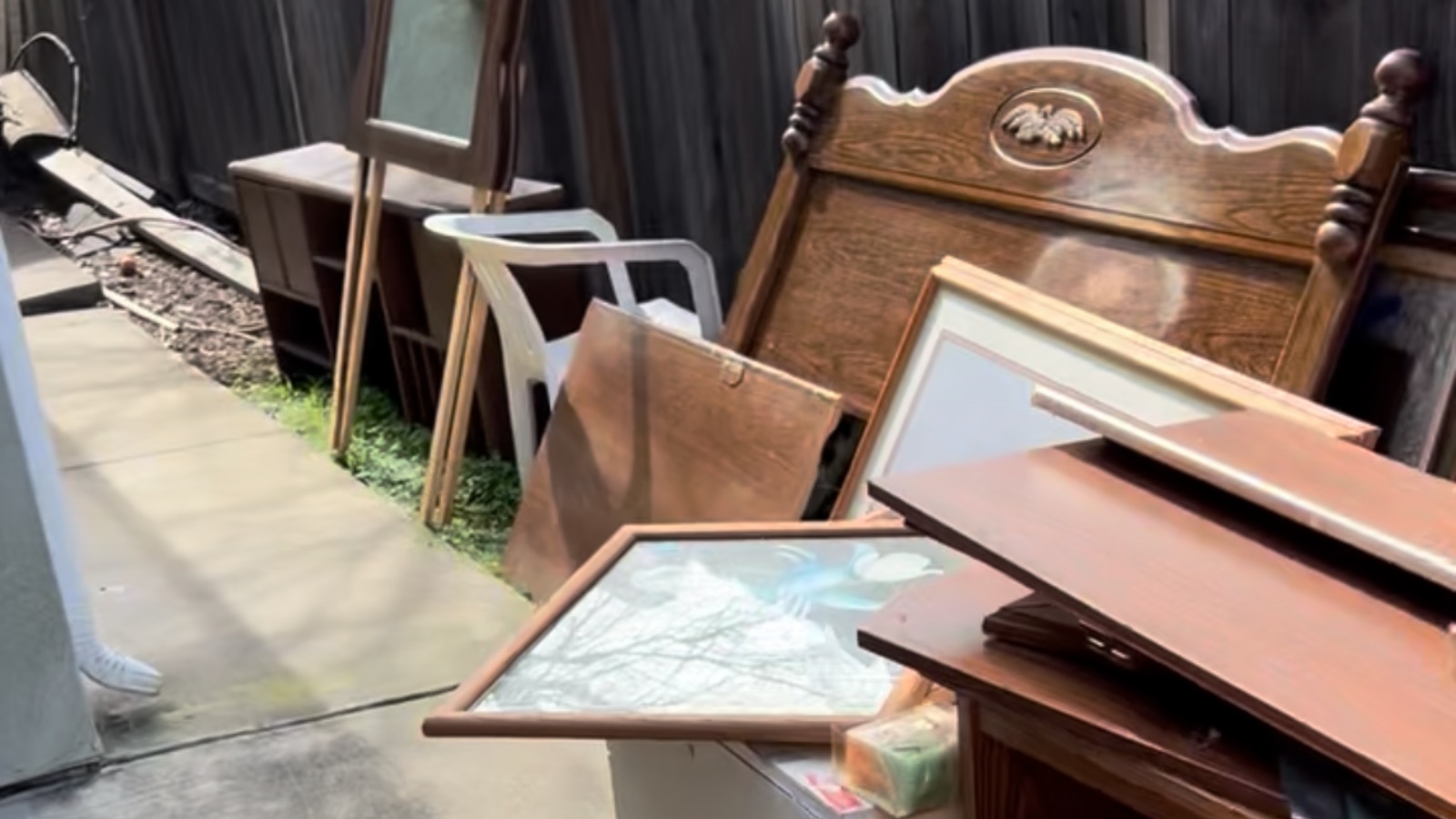 Hoarder Cleanout In Newman, California