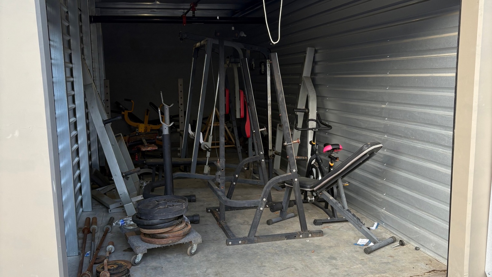 Storage Unit Cleanout In Newman, California