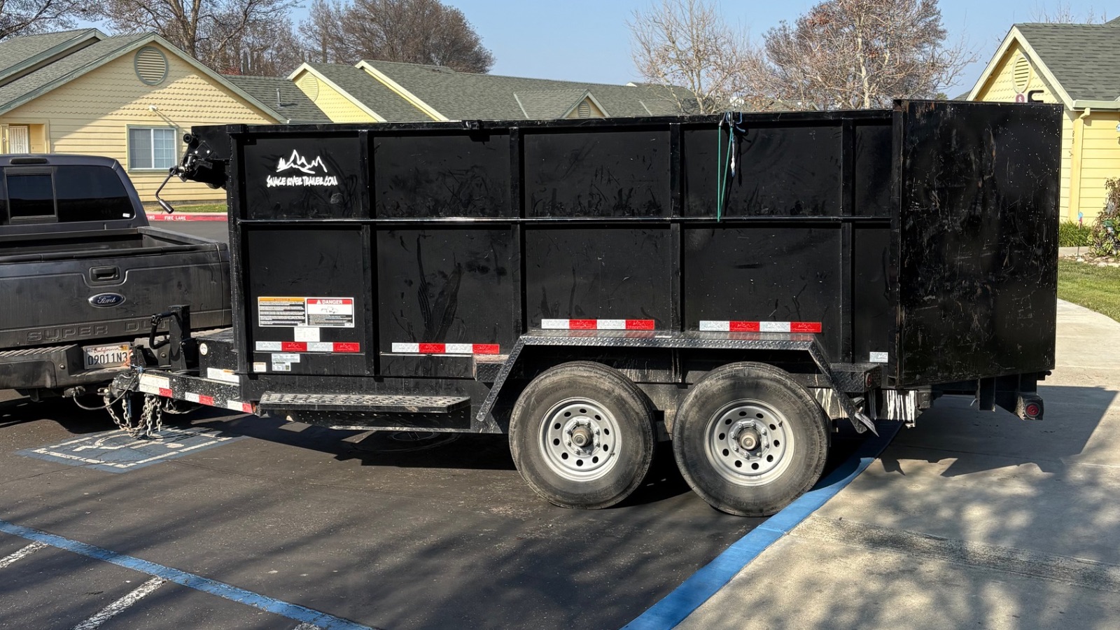 Junk removal in Atwater, California