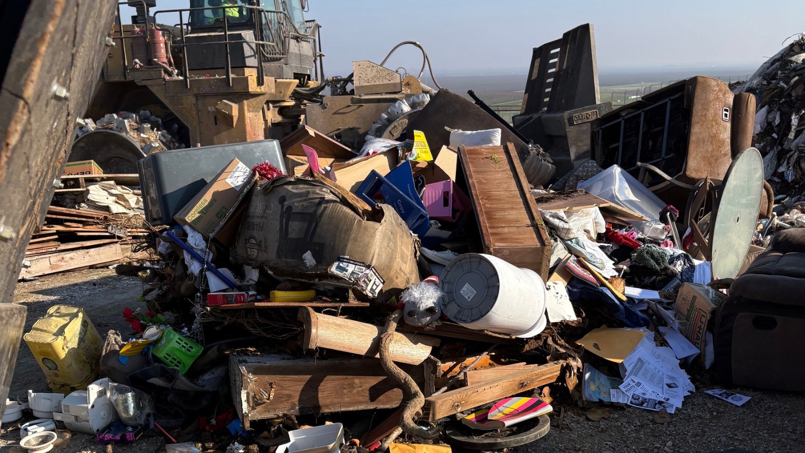 Junk removal in Atwater, California