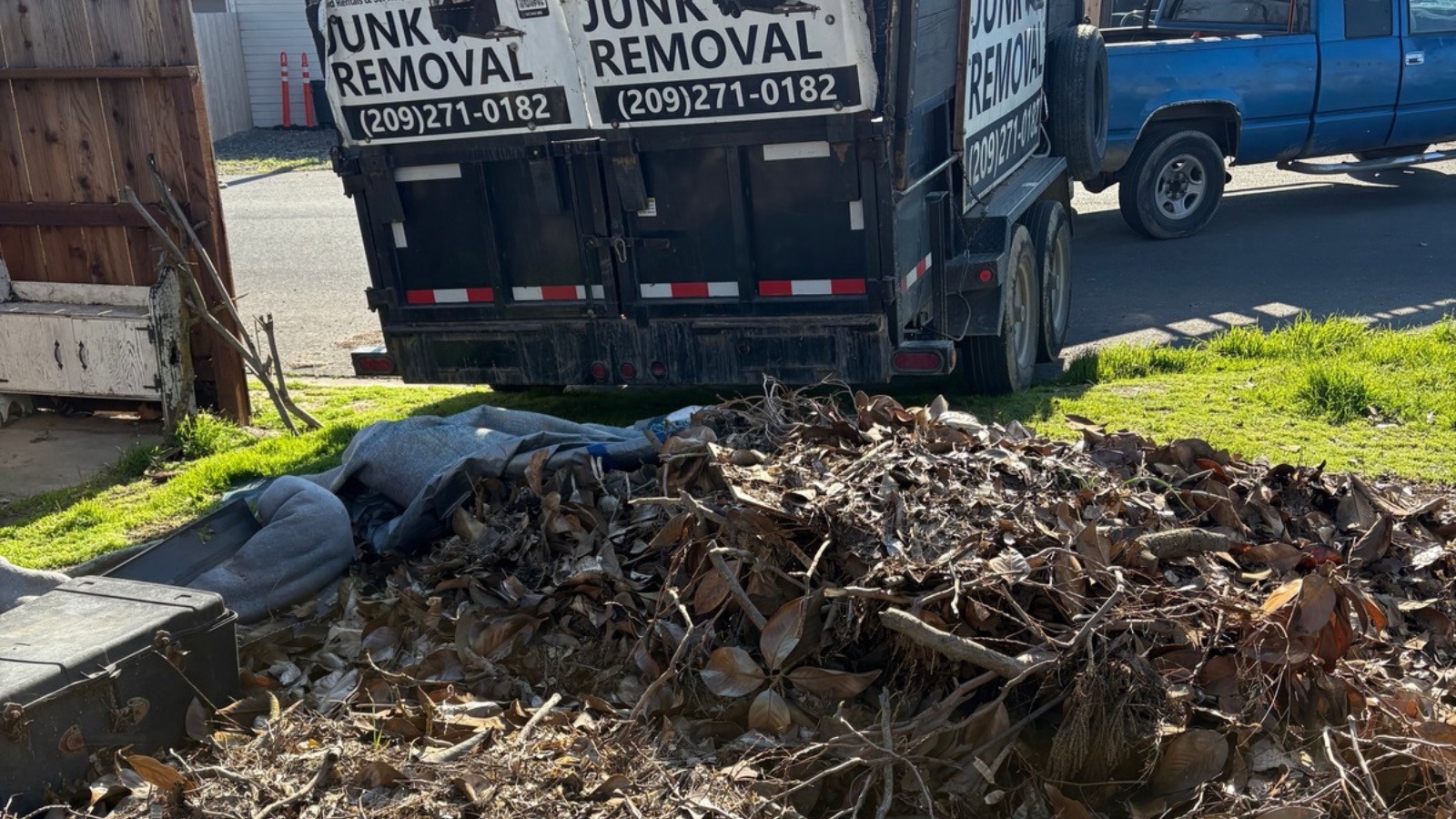 Junk removal in Atwater, California