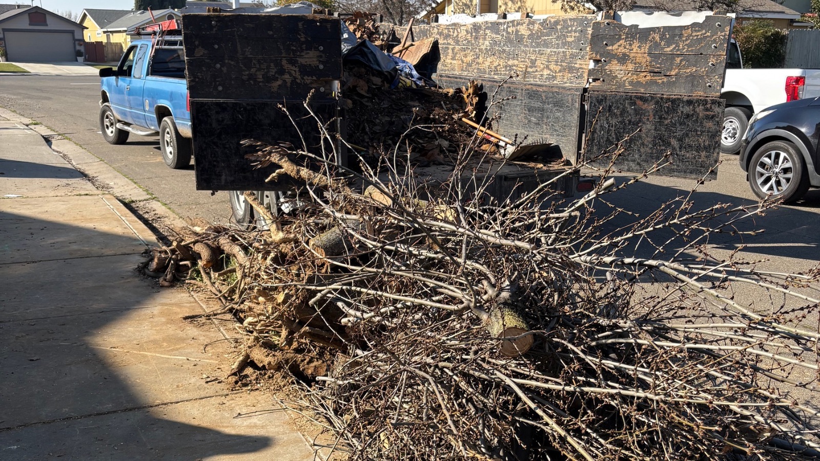 Junk removal in Atwater, California