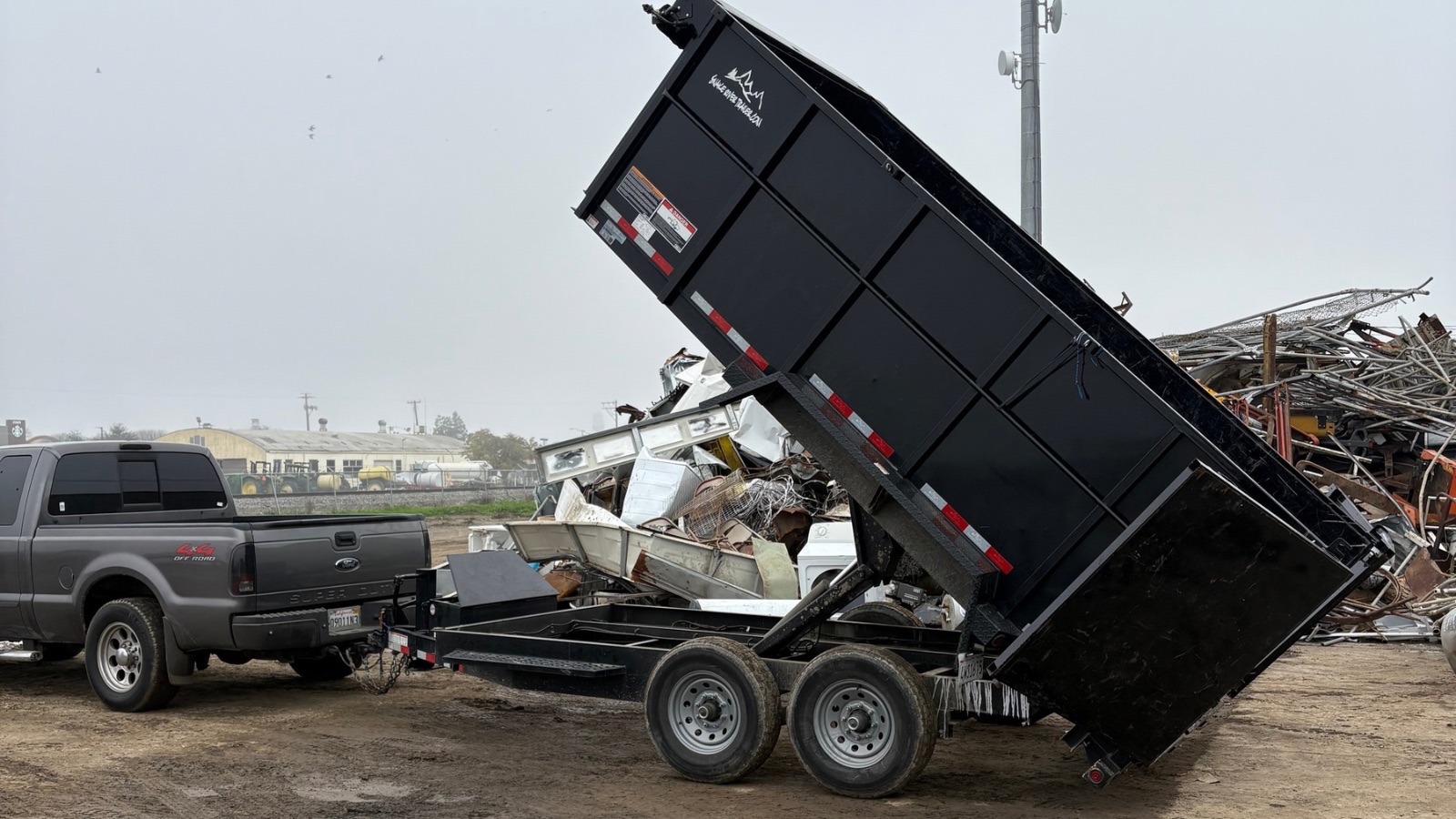 Junk removal in Gustine, California