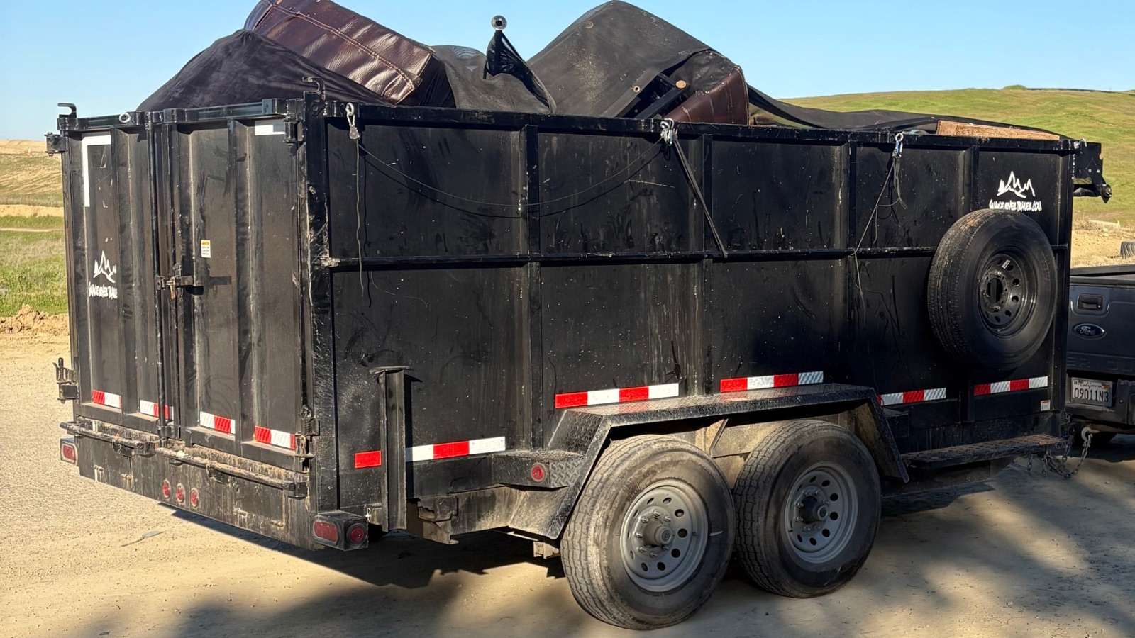 Junk removal in Hilmar, California