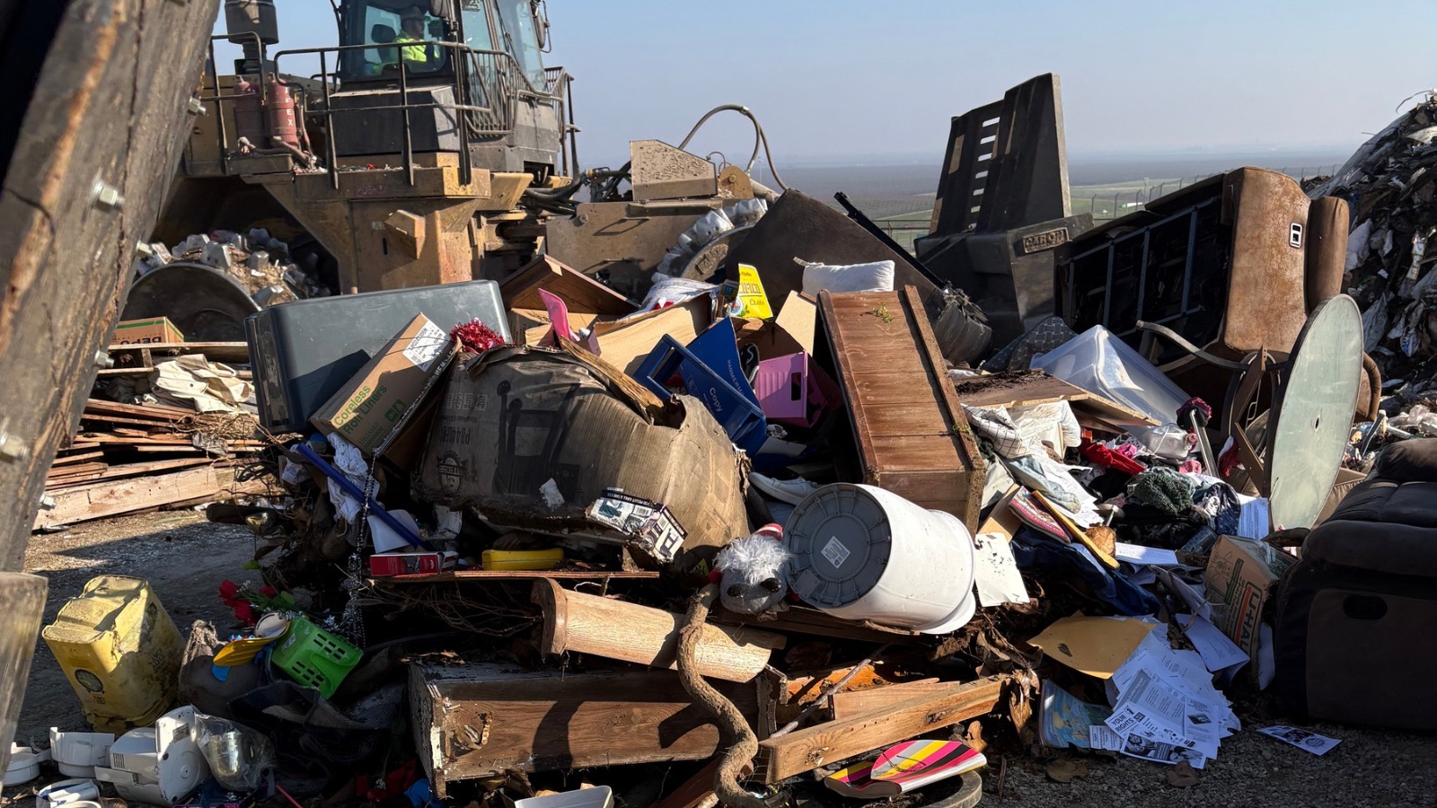 Junk removal in Merced, California