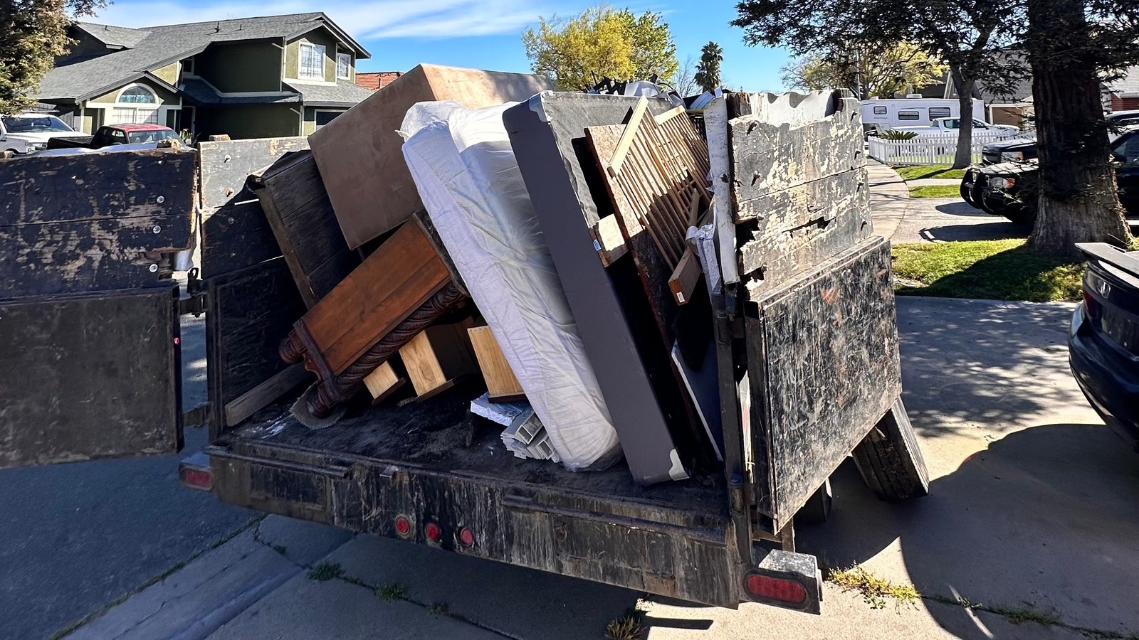 Foreclosure cleanouts in Patterson California
