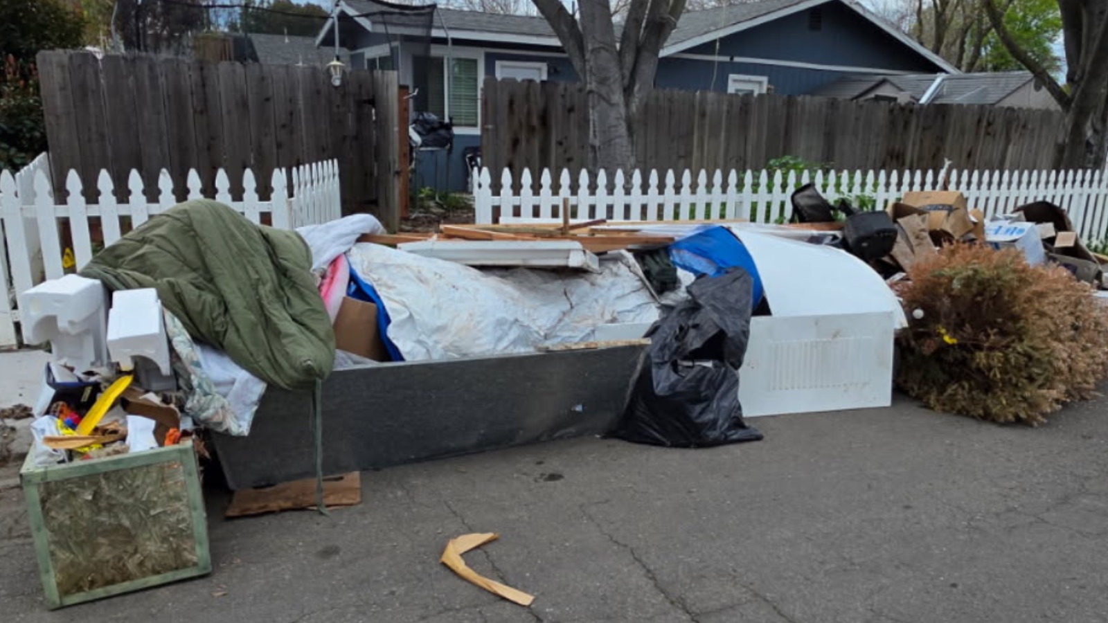 Foreclosure cleanouts in Patterson California