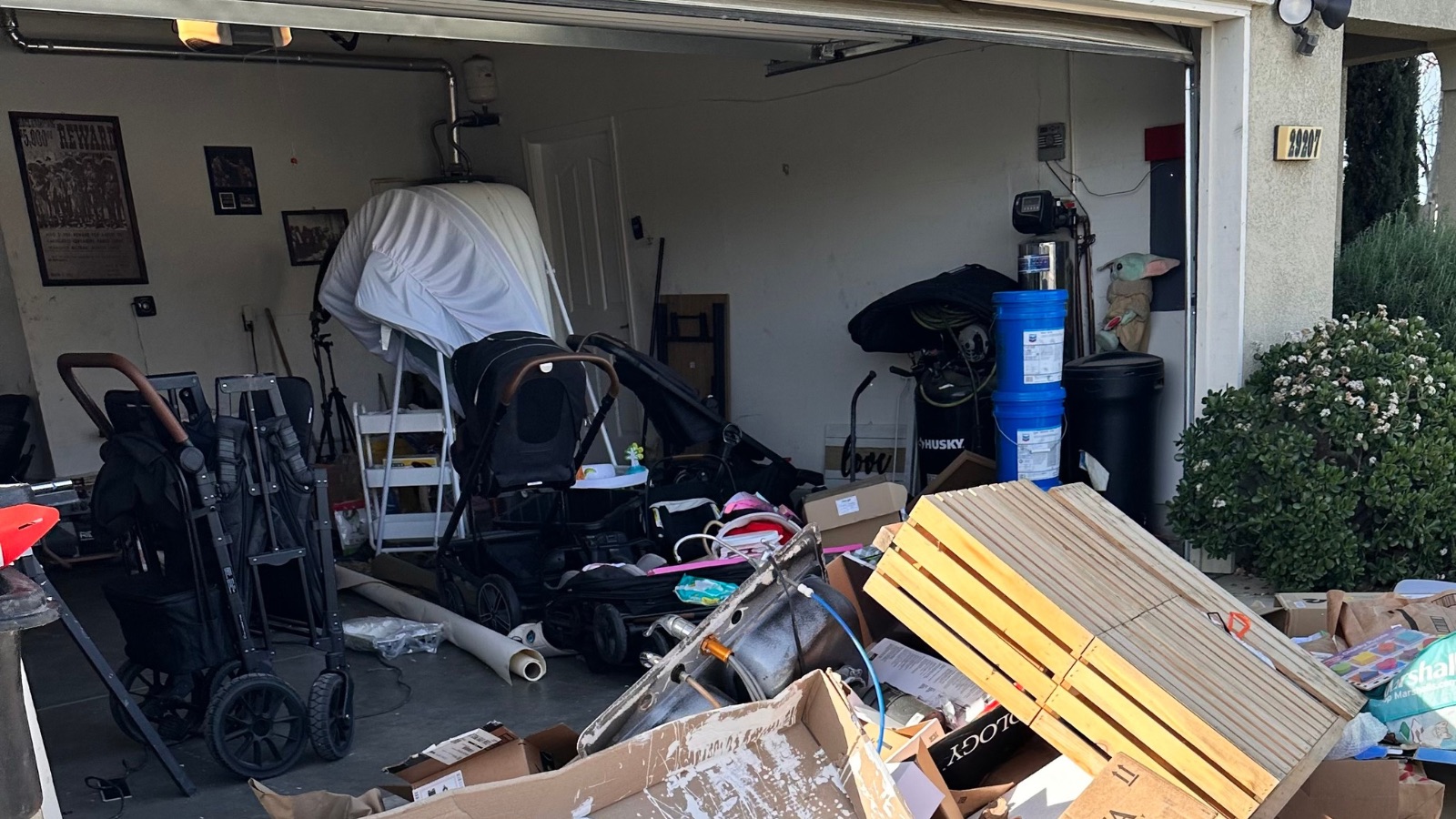 Garage cleanouts in Patterson, California