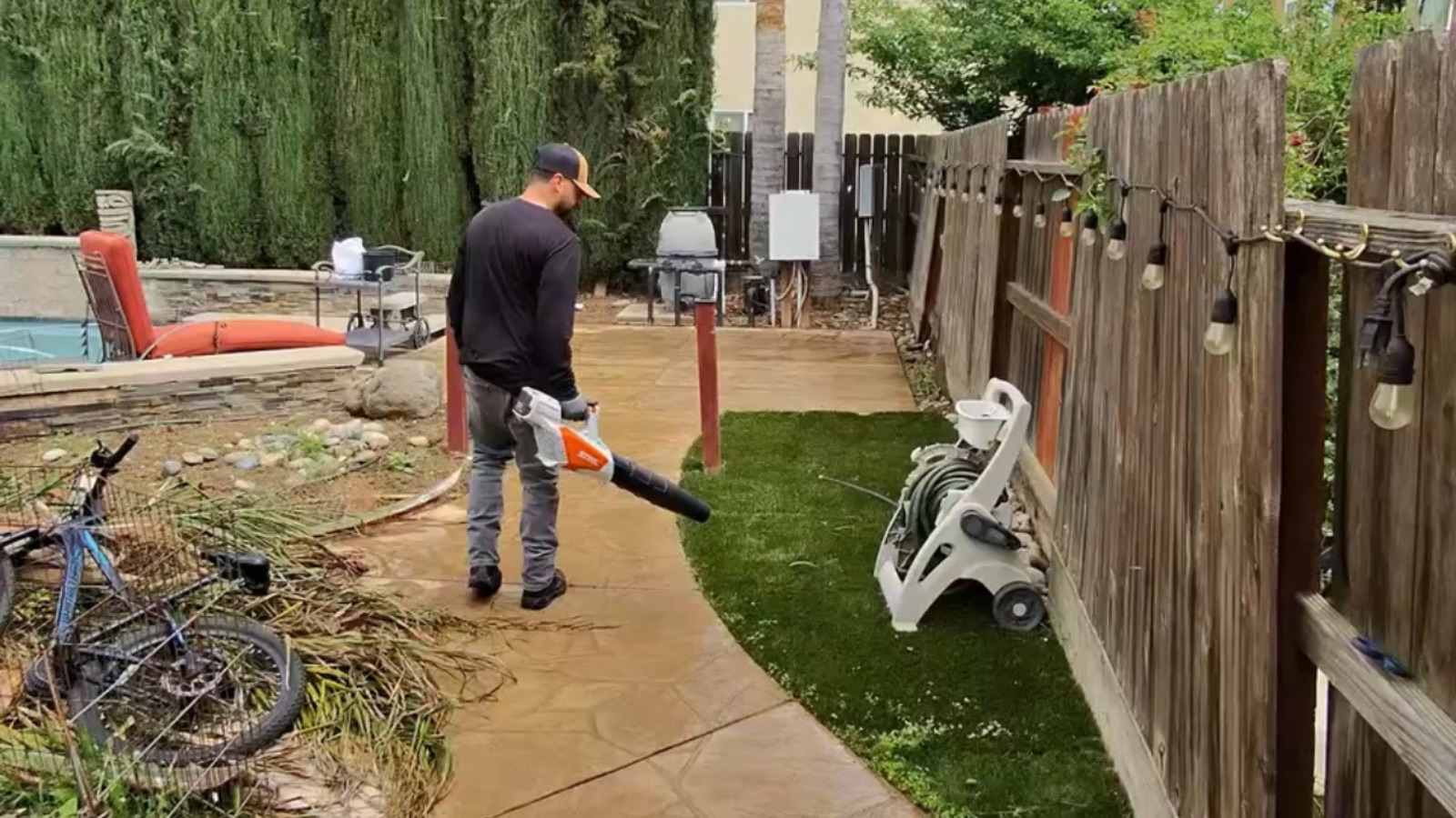 Hot tub & spa removal in Los Banos, California with proper cleanup of all debris after removal.
