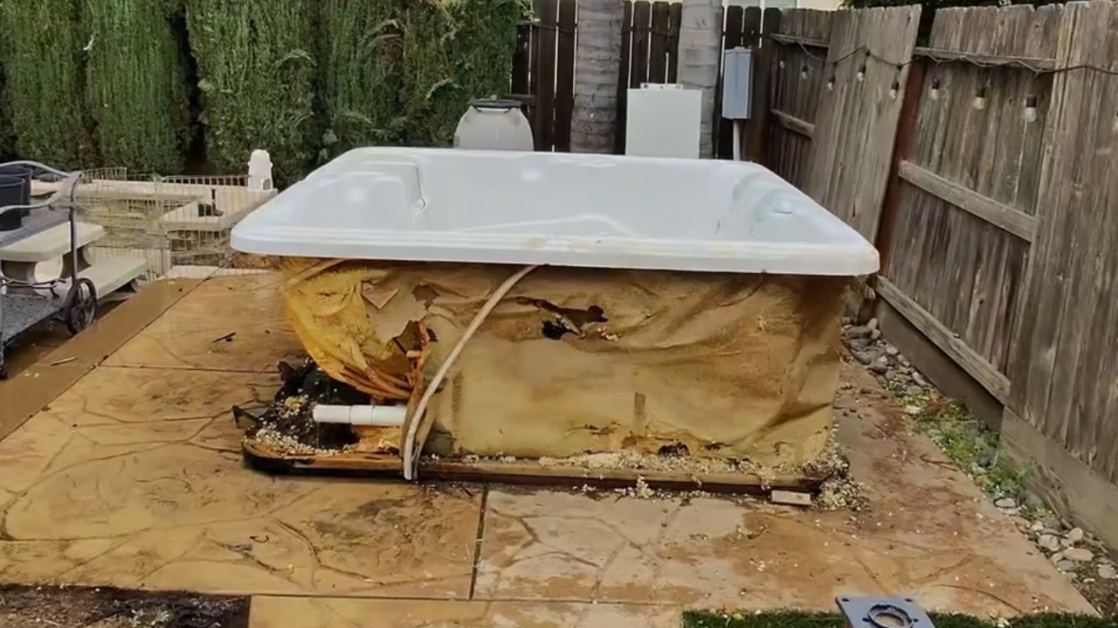 light demolition in Los Banos California