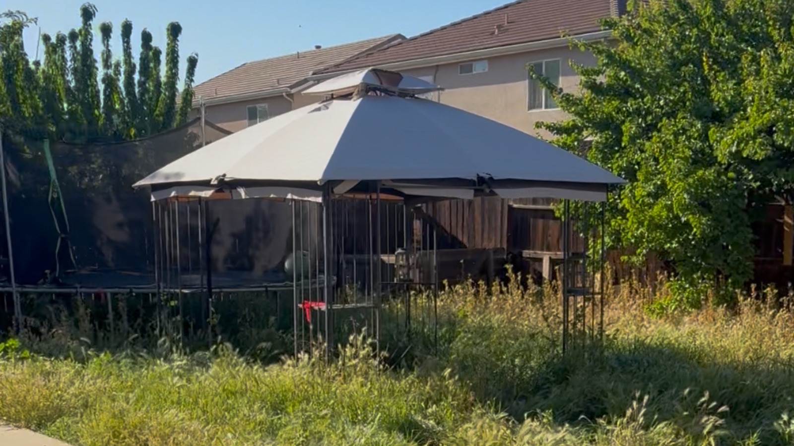 Light Demolition in Los Banos, California. Fast Demolition for small structures.