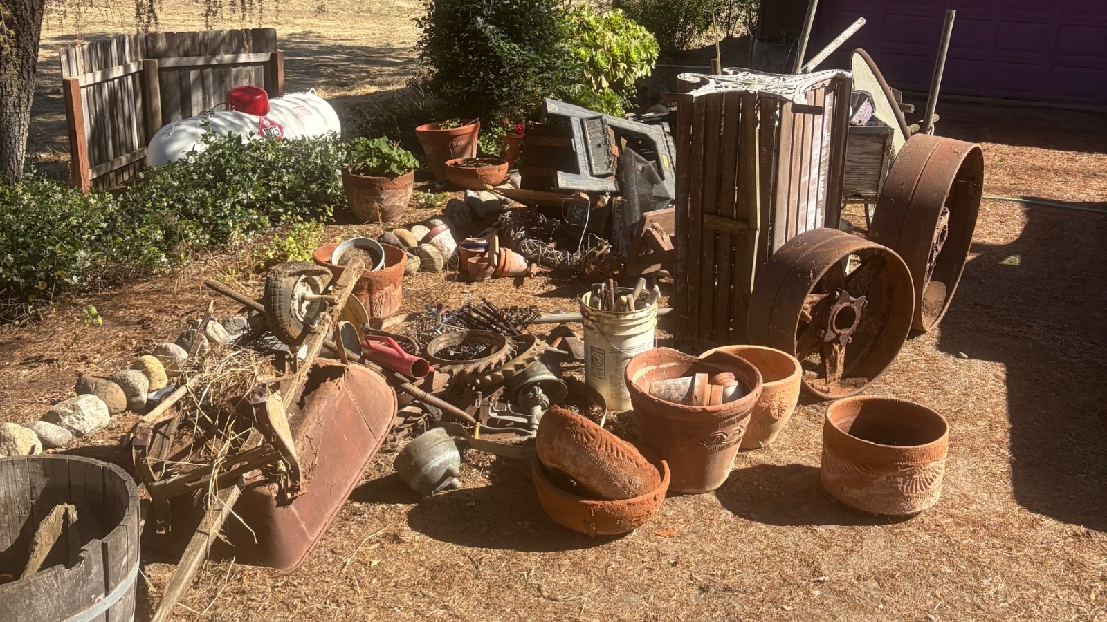Property Cleanouts in Livingston, California