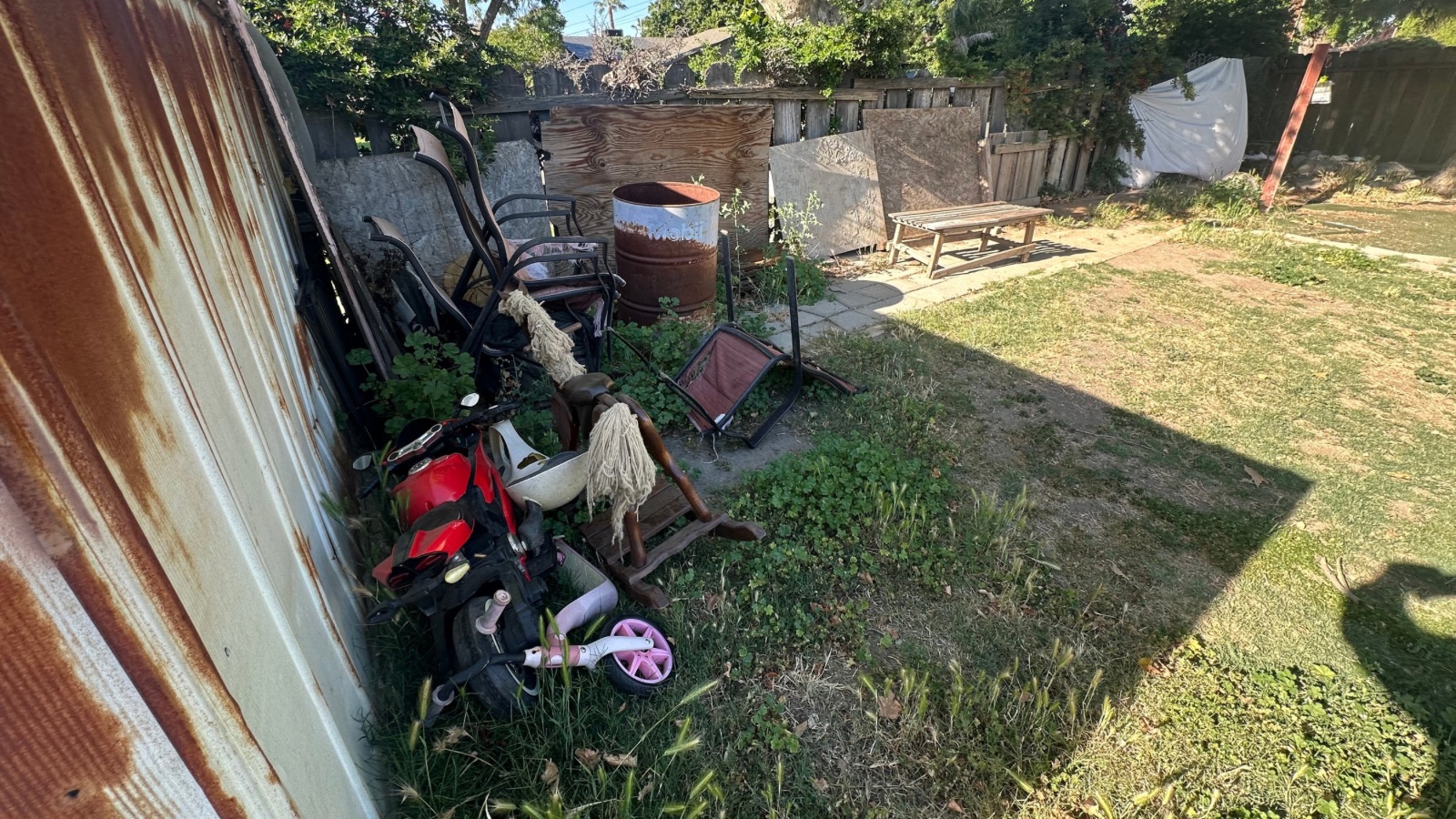 Property Cleanouts in Livingston, California